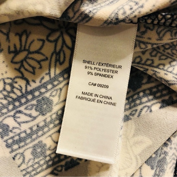 💜3/$30 Cleo Petite Medium 3/4 Sleeve Floral Print Zip Front Tunic Top - Picture 5 of 7